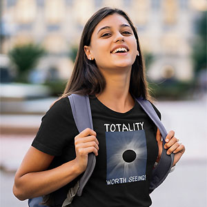 Total eclipse tee